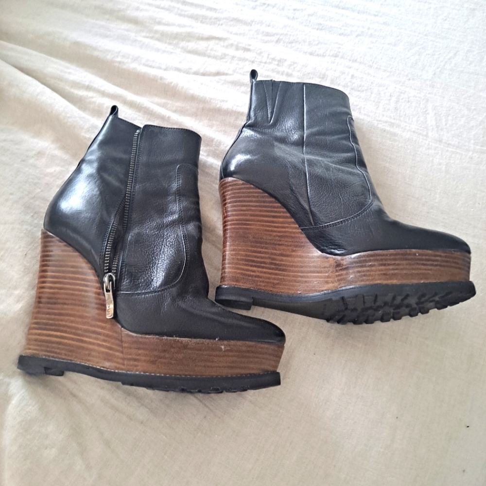 EUC Barbara Bui booties